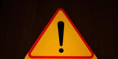 Wypadek w Kleszewie pod Pułtuskiem, dwie osoby ranne.