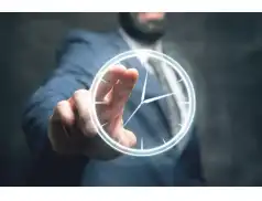 Zegary wskazują zimowy czas. Kiedy przestawimy zegarki w 2023 roku?