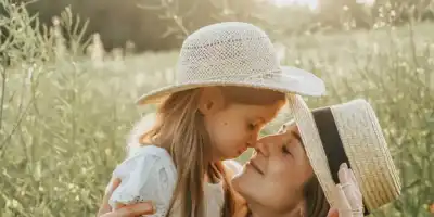 Idealny prezent na Dzień Matki? 4 doskonałe pomysły na własnoręcznie wykonane upominki 