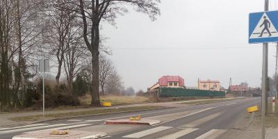 Pułtusk. Pijany skosił znaki sygnalizujące na przejściu dla pieszych