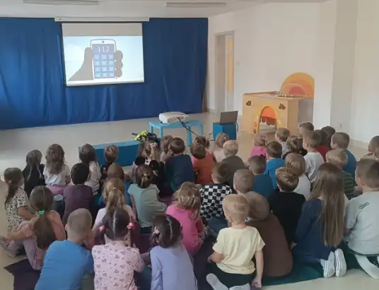 „Sierżant Poli” odwiedził przedszkolaki w Pułtusku