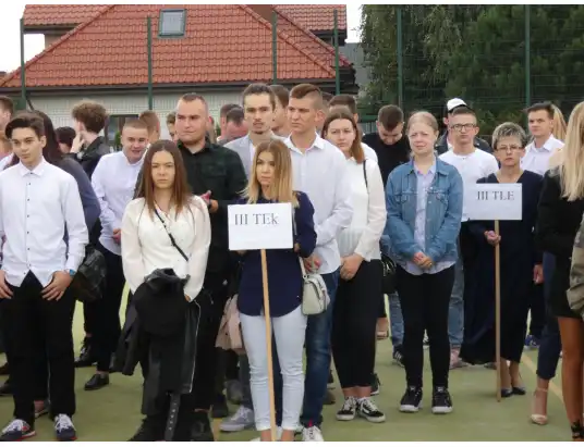 Rozpoczęcie roku szkolnego 2019/2020 w Ruszkowskim [zdjęcia]