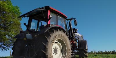 Kompletnie pijany traktorzysta zatrzymany przez policję