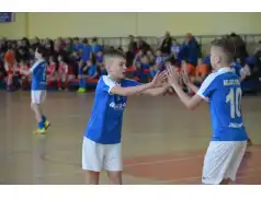 PUŁTUSK 2019. Turnieje Halowej Piłki Nożnej Młodych Orłów Nadnarwianki im. Arkadiusza Malarza rozpoczęte