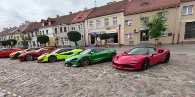 Charytatywny Piknik Motoryzacyjny w Pułtusku - Supersamochody dla dzieci