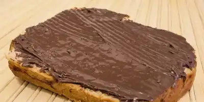 Cieciorella czyli zdrowy krem czekoladowo-orzechowy