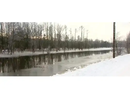 Stan alarmowy na Narwi w Pułtusku przekroczony o 12 cm! Woda opadła 15 cm.
