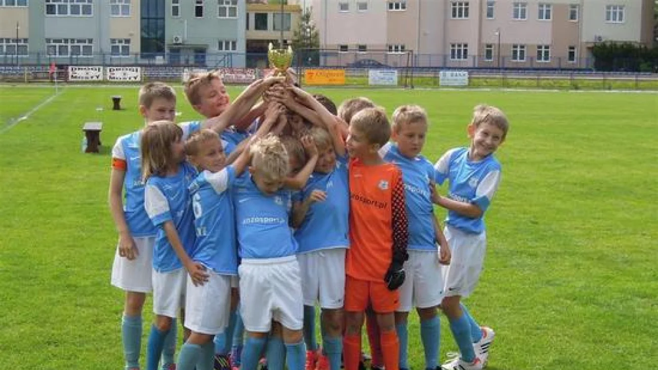Wicemistrzostwo dla Młodych Orłów Nadnarwianki
