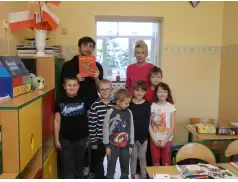 Art ennobles – sztuka uszlachetnia w PSP w Płocochowie.