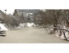 Woda w Narwii wysoka, ale zaczyna powoli opadać