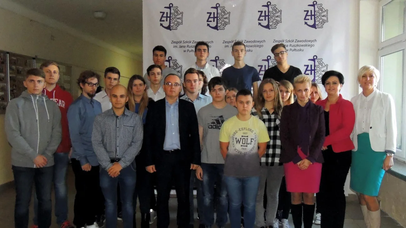 Stypendyści Ruszkowskiego - nagrodzono 22 uczniów w ramach unijnego projektu „Mazowsze-stypendia dla uczniów szkół zawodowych”