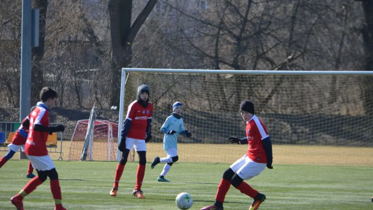 Sukces Młodych Orłów Nadnarwianki U-14 w inauguracyjnym meczu rundy wiosennej