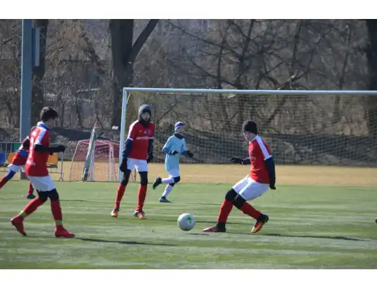 Sukces Młodych Orłów Nadnarwianki U-14 w inauguracyjnym meczu rundy wiosennej