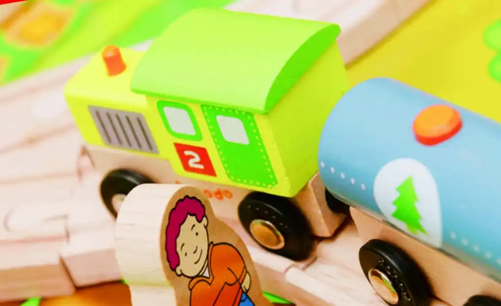 Znowu modne drewniane zabawki dla dzieci