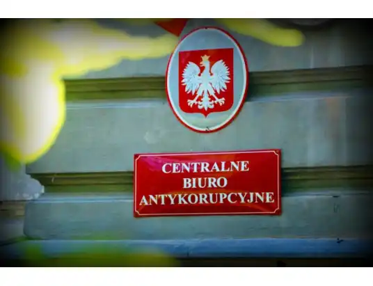 Burmistrz i wiceburmistrz Pułtuska oraz osiem innych osób zatrzymanych przez CBA