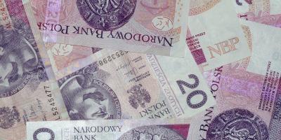 Od 1 marca 2018 emeryci i renciści dostaną więcej