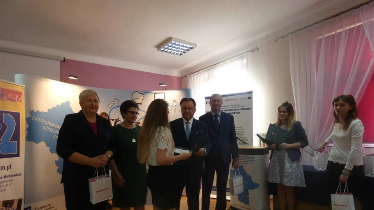 Stypendyści Marszałka z pułtuskiego Prusa
