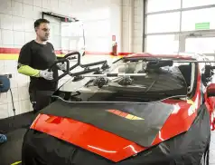 Naprawa i wymiana szyby samochodowej