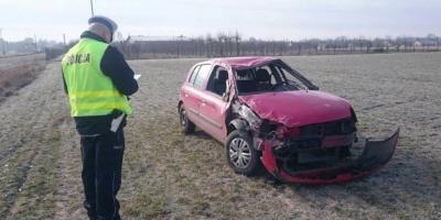 Poranny wypadek w Płocochowie, są ranni.