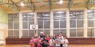 Siatkarski Turniej Mikołajkowy 2019 UKS Zrywu Pułtusk 