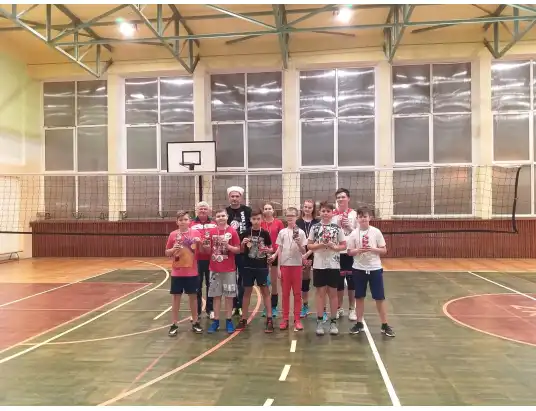 Siatkarski Turniej Mikołajkowy 2019 UKS Zrywu Pułtusk 