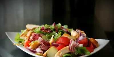 Sałatka z papryki i kurczaka