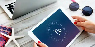 Horoskop listopadowy. Gwiazdy kierują twoim losem.