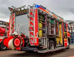 Jesteś strażakiem lub fanem straży pożarnej? Gdzie kupić koszulkę z napisem straż?