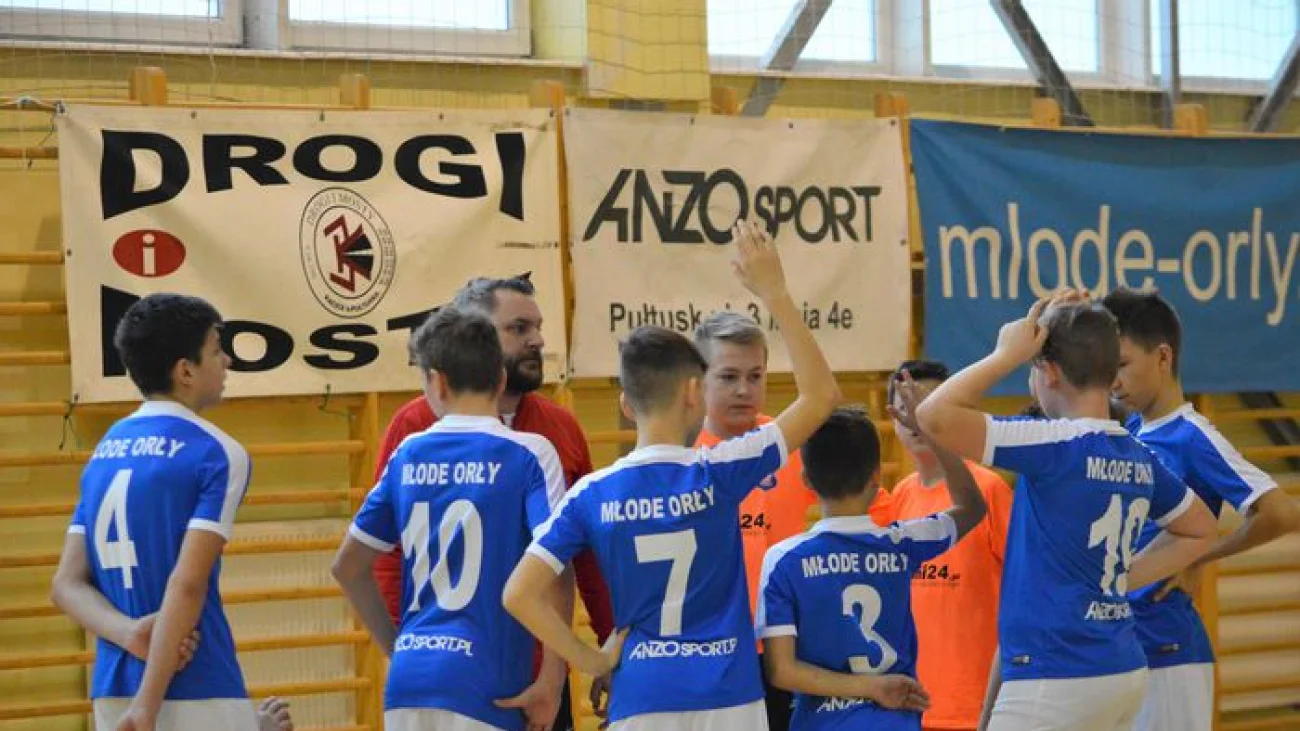 Ogólnopolskie Turnieje Halowej Piłki Nożnej Młodych Orłów Nadnarwianki Pułtusk im. Wojciecha Werczyńskiego 2020 drużyn U-14 i U-12 za nami!