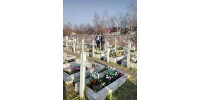 Uczniowie z Prusa zapalili świeczkę na Grobie Nieznanego Żołnierza