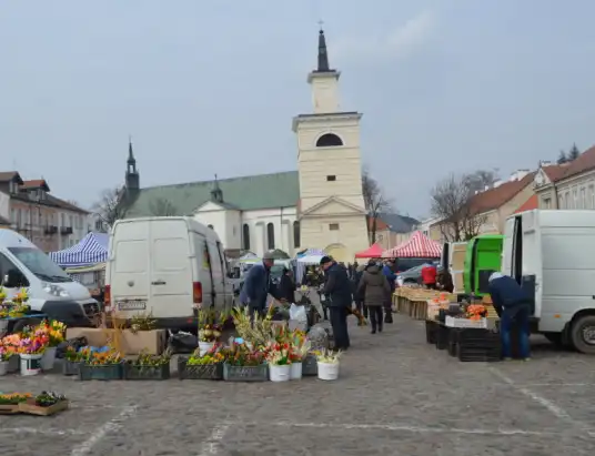 Można już handlować artykułami przemysłowymi na pułtuskich targowiskach