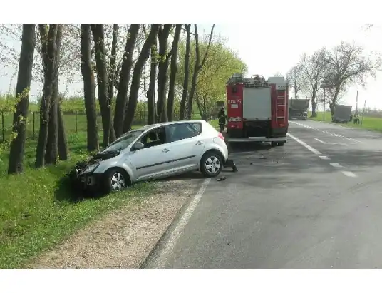Spowodował wypadek i uciekł. Stracił już prawo jazdy