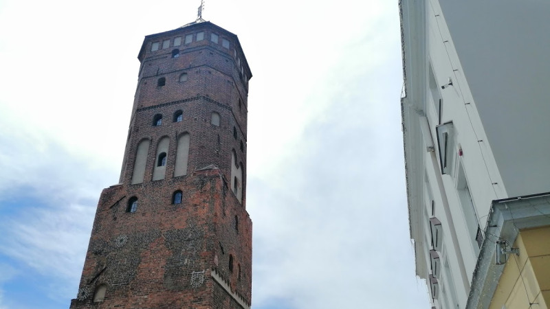 Remont wieży ratuszowej w Pułtusku trwa!