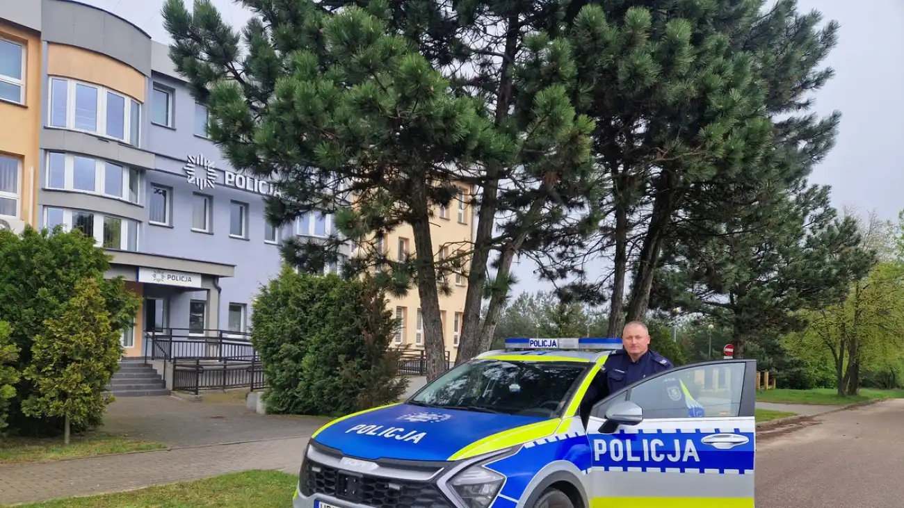 Szybka reakcja policjanta w czasie wolnym od służby pomogła w odzyskaniu skradzionego auta
