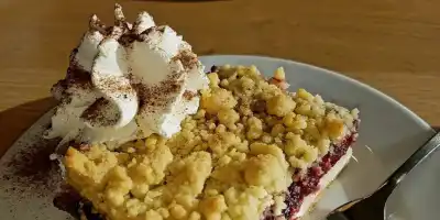 Owocowe crumble, czyli ulubione owoce pod kruszonką