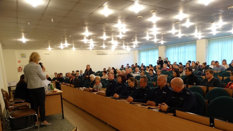 Profilaktyka uzależnień od alkoholu i narkotyków - konferencja w powiecie pułtuskim