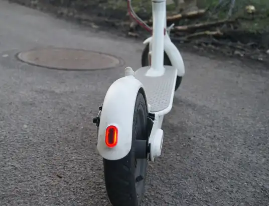 Powiat Pułtuski. Pod wpływem alkoholu jechała na hulajnodze elektrycznej. 
