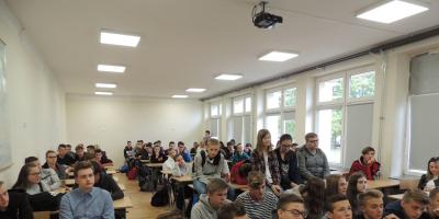 O bezpieczeństwie - spotkanie młodzieży z funkcjonariuszami pułtuskiej Policji