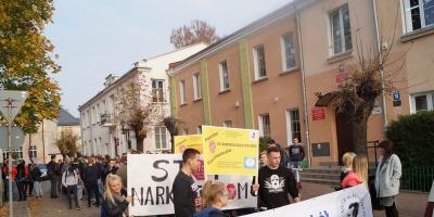 Marsz Białych Serc przeciwko narkotykom i przemocy w Prusie