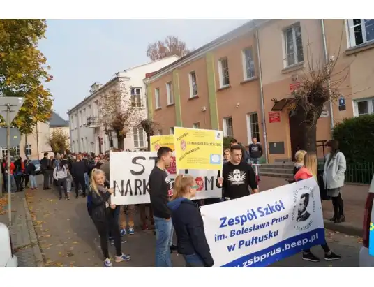 Marsz Białych Serc przeciwko narkotykom i przemocy w Prusie