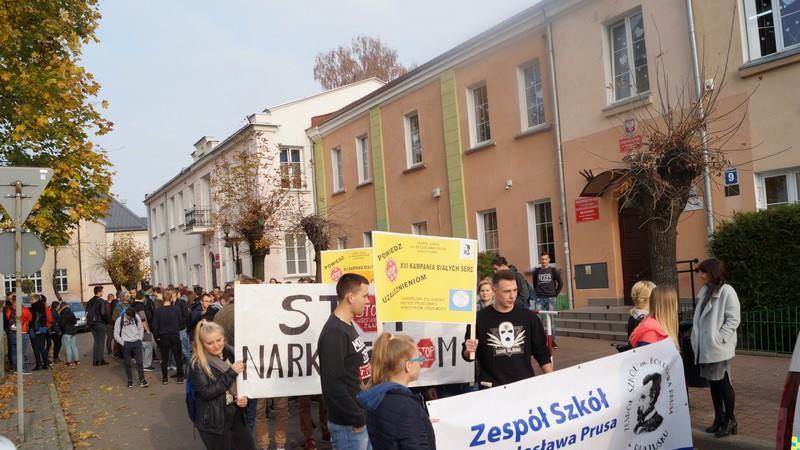 Marsz Białych Serc przeciwko narkotykom i przemocy w Prusie