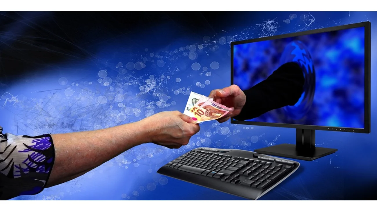 Coraz więcej internetowych oszustw - Pułtuska Kronika Policyjna