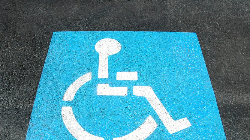 Międzynarodowy Dzień Niepełnosprawnych - nie parkuj na kopercie!