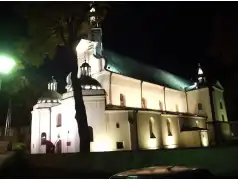 Nowe oświetlenie Bazyliki