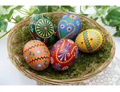 Mazowieckie muzea i teatry online, dowiedz się więcej o bogatych tradycjach świąt Wielkiej Nocy 