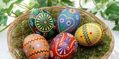 Mazowieckie muzea i teatry online, dowiedz się więcej o bogatych tradycjach świąt Wielkiej Nocy 