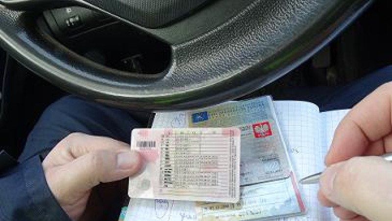 2500 zł mandatu i 10 punktów karnych - oto efekty brawurowej jazdy na terenie powiatu pułtuskiego
