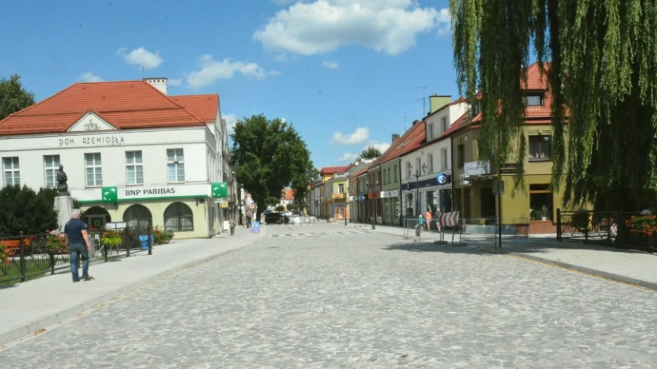 Koniec remontu ulicy Świętojańskiej - przejedziemy mostem do Rynku.