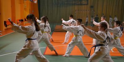 Egzamin na stopnie uczniowskie taekwon-do w MKSW KAN Pułtusk