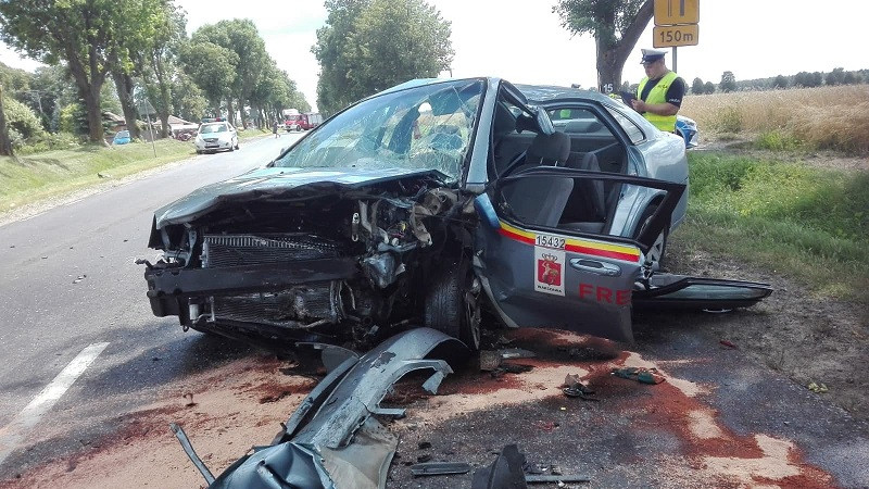 Groźny wypadek na DK 61 w miejscowości Gzowo